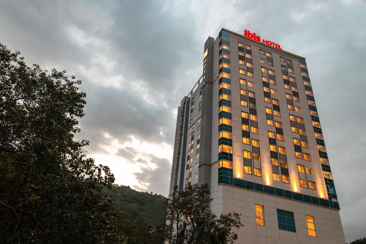 Ibis Mumbai Vikhroli - An Accor Brand Hotel ภายนอก รูปภาพ