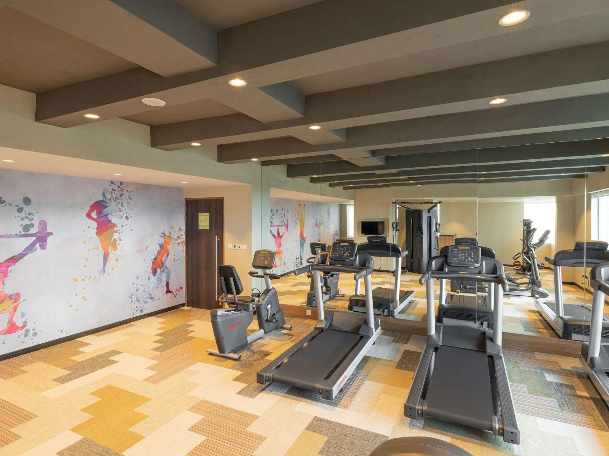 Ibis Mumbai Vikhroli - An Accor Brand Hotel ภายนอก รูปภาพ
